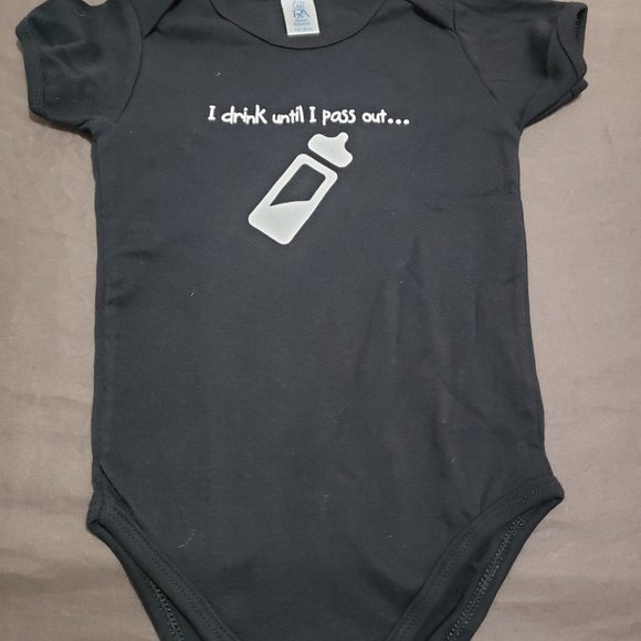 Rebel Apparel Novelty Diaper Shirt I Drink Till I Pass Out Size 12-18 Months - Picture 1 of 6
